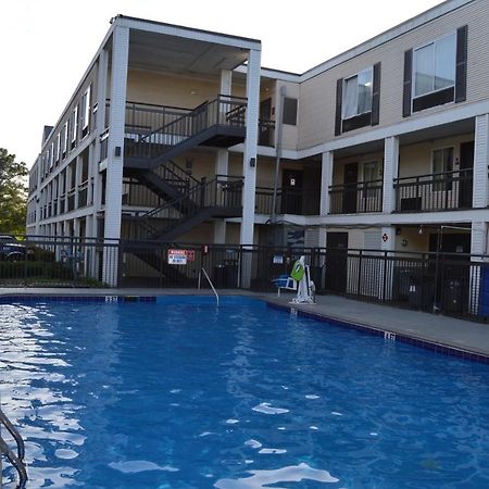 Days Inn By Wyndham Marietta-Atlanta-Delk Road מראה חיצוני תמונה